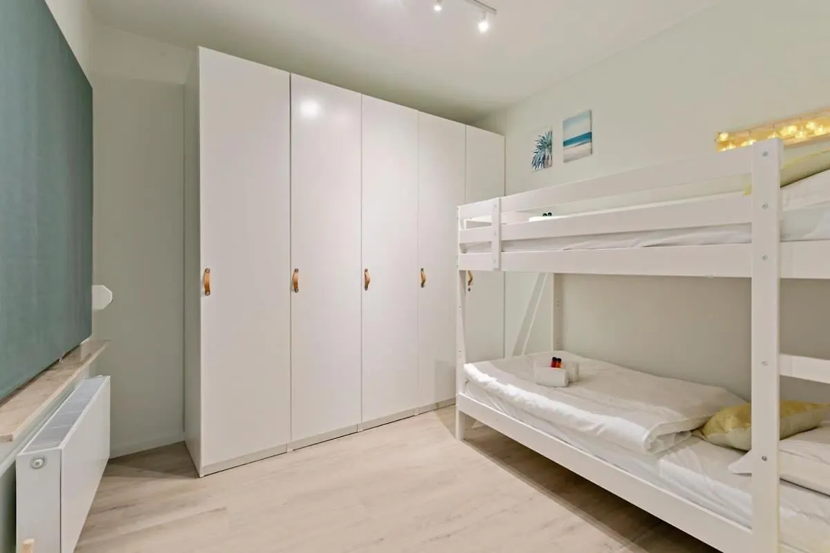 Huswell - Stylishly Refurbished Apartment With Sea View Ostend